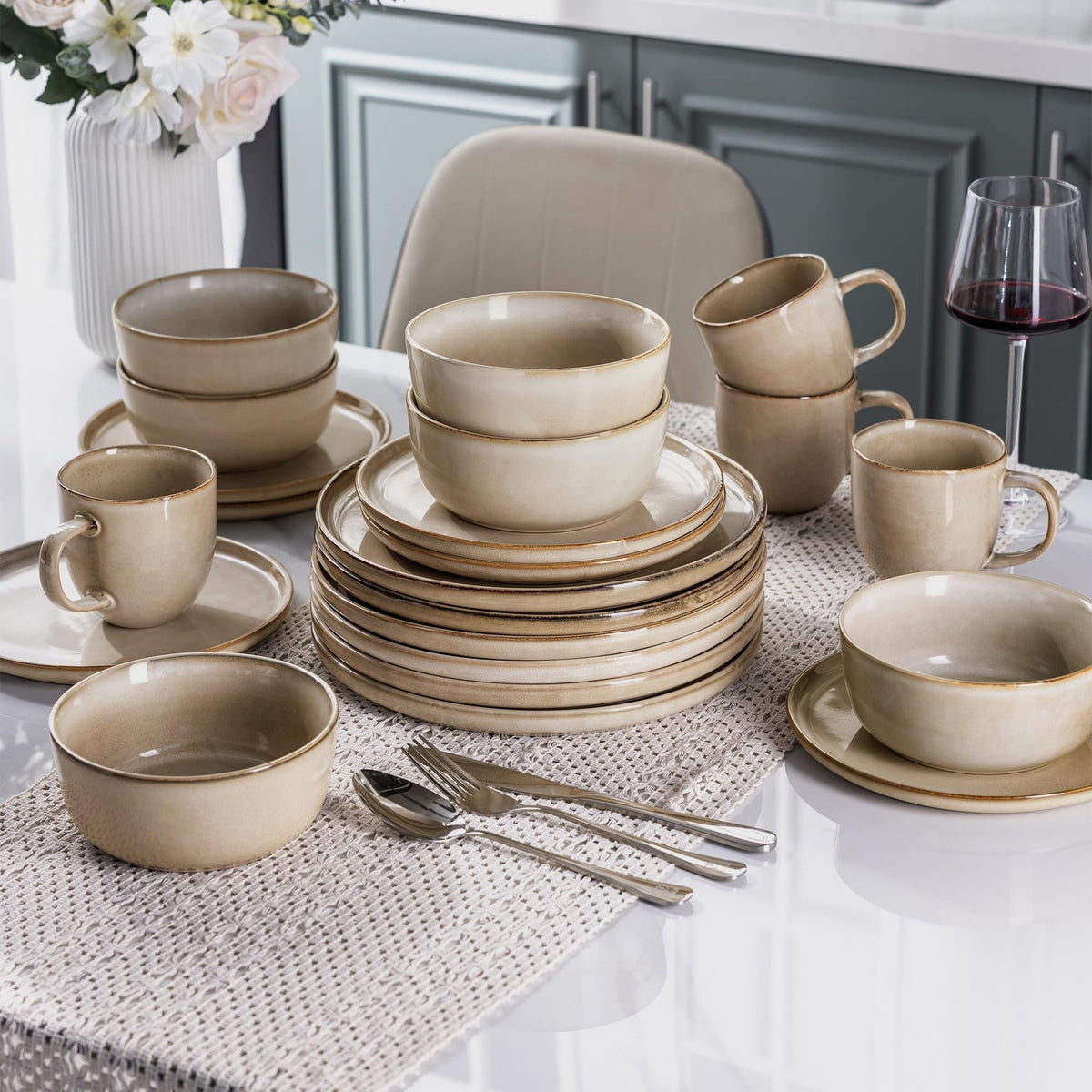 GUERAN Stoneware Dinnerware Set – Reactive Glaze, Service for 8