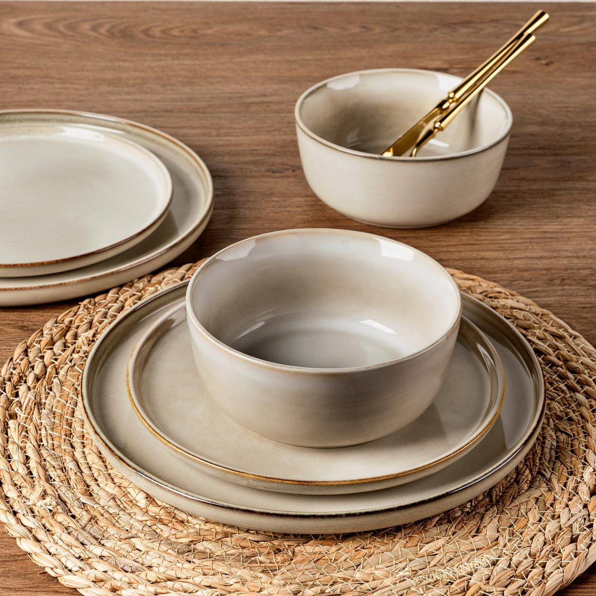 GUERAN Stoneware Dinnerware Set – Reactive Glaze, Service for 8